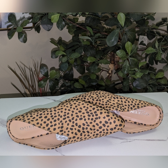 😎AWESOME DEAL😎 Leopard Slip On Wedges - Picture 11 of 12